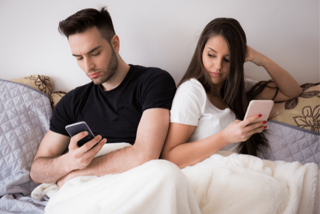 Social Media Envy in Relationships